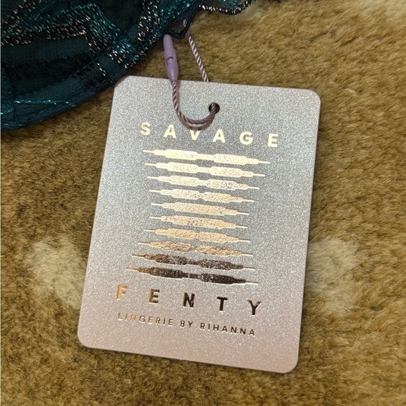 Savage X Fenty NWT Shining Star Embroidered Unlined Demi Bra women’s size 34C - Picture 8 of 13